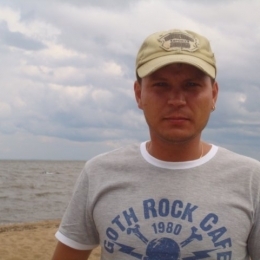 Парень из Новоросийска, ищу девушку для секса без обязательств